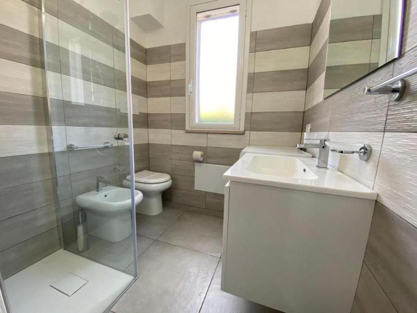 Villa Indipendente Le Coccinelle Beach Mare Piscina A 250 Mt Dal Mare Con Servizio Di Piscina A 400 Mt 12 K Da Cefalu Кампофеличе-ди-Роччелла Экстерьер фото